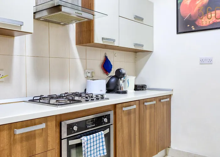 Lovely 2Br Apt In The Historical Town Of Bormla By 360 Estates